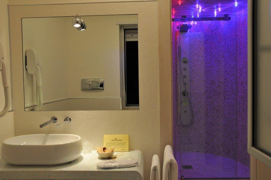 I Rocchi Hotel Tito Esterno foto