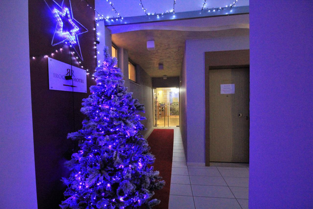 I Rocchi Hotel Tito Esterno foto